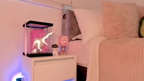 Snapshot of _alissonrose chatting on December 20, 2025, 6:59 pm Karo online show from December 20, 2025, 6:59 pm