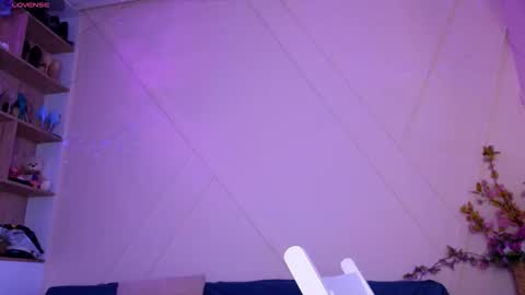 Snapshot of _alleyesonme chatting on October 6, 2025, 2:14 pm Mia online show from October 6, 2025, 2:14 pm