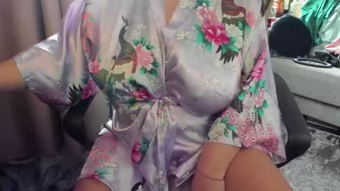 lisa online show from November 23, 2025, 10:04 am