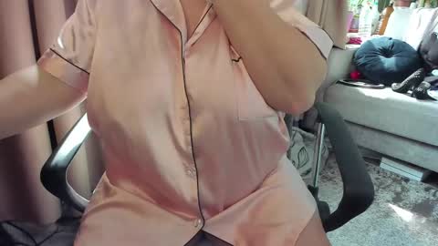 lisa online show from April 12, 2026, 9:36 am