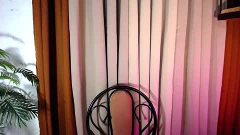 Amy online show from November 8, 2025, 8:03 am