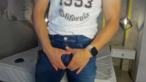 Andrew online show from December 24, 2024, 12:33 pm