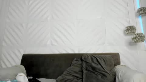 Andrew online show from December 27, 2024, 10:37 pm