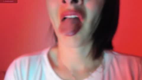 Snapshot of _antomouth_paradise chatting on November 9, 2025, 10:24 am antonia online show from November 9, 2025, 10:24 am