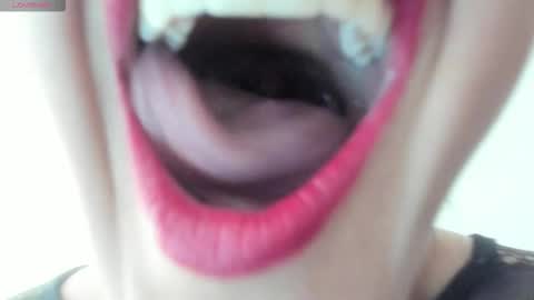 Snapshot of _antomouth_paradise chatting on November 24, 2025, 1:44 pm antonia online show from November 24, 2025, 1:44 pm