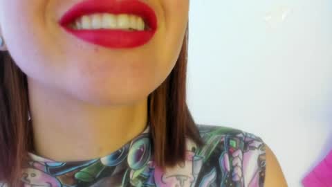 Snapshot of _antomouth_paradise chatting on May 14, 2026, 2:46 pm antonia online show from May 14, 2026, 2:46 pm