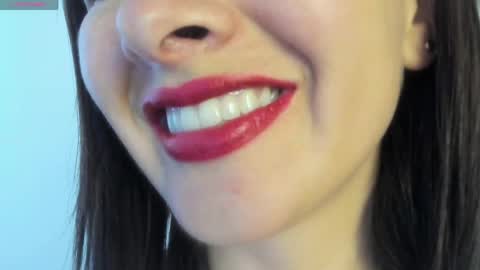 Snapshot of _antomouth_paradise chatting on May 31, 2026, 8:10 pm antonia online show from May 31, 2026, 8:10 pm