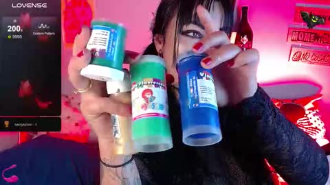 Angie online show from December 20, 2025, 1:56 am