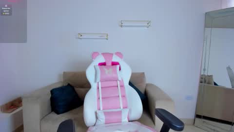 Snapshot of _april_smith_ chatting on February 19, 2026, 12:12 pm online show from February 19, 2026, 12:12 pm