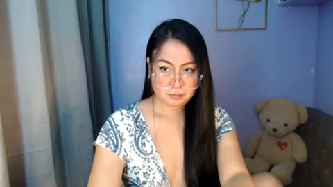 Snapshot of _arah chatting on August 6, 2026, 4:25 am arah online show from August 6, 2026, 4:25 am