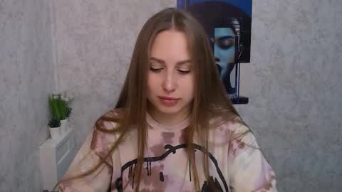 Arina online show from October 31, 2025, 7:53 am