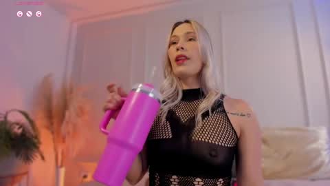 _arianasweet online show from April 8, 2026, 7:47 pm