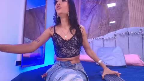 Arlet online show from March 22, 2026, 3:10 am