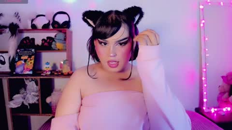 Snapshot of _atalaya_ chatting on January 24, 2025, 4:27 am independent model atalaya online show from January 24, 2025, 4:27 am