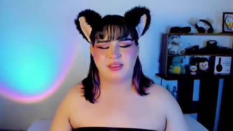 Snapshot of _atalaya_ chatting on February 23, 2025, 11:33 am independent model atalaya online show from February 23, 2025, 11:33 am