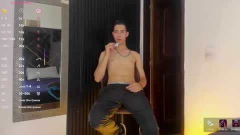 _axel_09 online show from May 15, 2026, 4:41 am