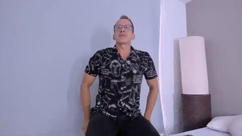 _axelking_ online show from October 29, 2025, 11:34 am