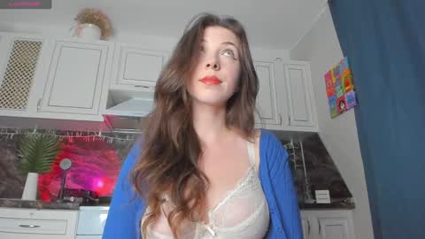 Snapshot of _axolot_ chatting on December 20, 2024, 10:32 pm Olivia online show from December 20, 2024, 10:32 pm