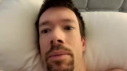 Snapshot of _b_h_c_ chatting on November 26, 2025, 6:09 pm _b_h_c_ online show from November 26, 2025, 6:09 pm