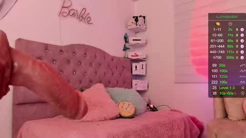 Andrea online show from November 12, 2025, 11:25 pm