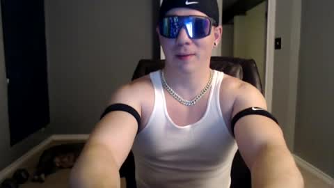 Snapshot of _bigsmok3_ chatting on August 1, 2026, 4:12 am bigsmok3 online show from August 1, 2026, 4:12 am