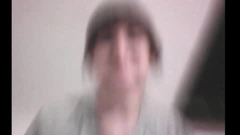 Snapshot of _biscotti_ chatting on September 19, 2025, 8:42 pm _biscotti_ online show from September 19, 2025, 8:42 pm