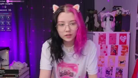 Alice .. online show from April 1, 2026, 9:34 pm