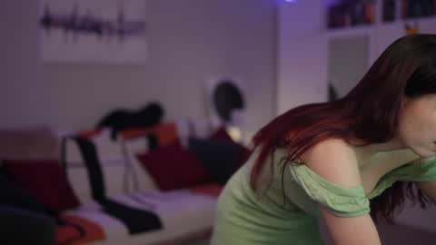 Lili online show from February 3, 2026, 6:16 am