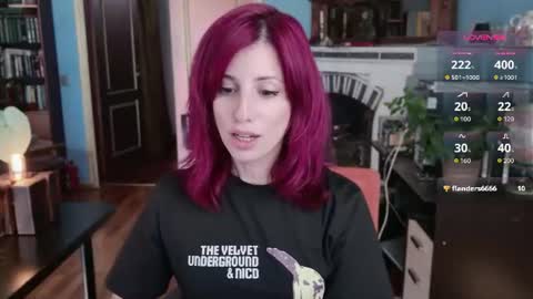 Laura online show from July 25, 2026, 12:36 pm