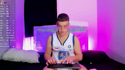 Snapshot of _blake_boy chatting on October 12, 2025, 11:09 am _blake_boy online show from October 12, 2025, 11:09 am