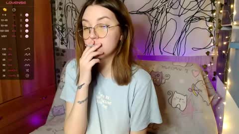 Elizabeth online show from May 8, 2026, 11:21 pm