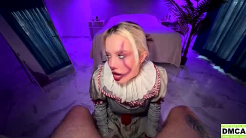 Hey were Vi and Alex VACATION FROM OCTOBER 31 TO NOVEMBER 12. AVAILABLE ON INST online show from November 1, 2025, 10:34 pm