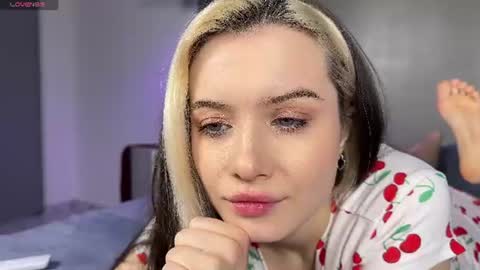 Snapshot of _blowjob_queen_ chatting on July 2, 2026, 11:33 pm Hey were Vi and Alex VACATION FROM OCTOBER 31 TO NOVEMBER 12. AVAILABLE ON INST online show from July 2, 2026, 11:33 pm