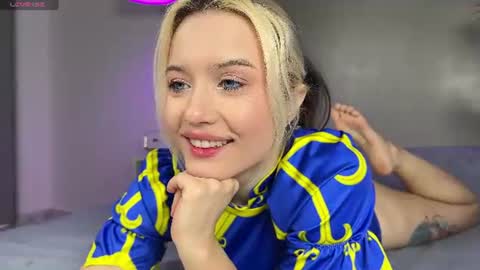 Snapshot of _blowjob_queen_ chatting on July 21, 2026, 9:28 pm Hey were Vi and Alex VACATION FROM OCTOBER 31 TO NOVEMBER 12. AVAILABLE ON INST online show from July 21, 2026, 9:28 pm