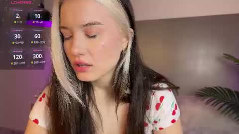 Snapshot of _blowjob_queen_ chatting on July 28, 2026, 6:20 pm Hey were Vi and Alex VACATION FROM OCTOBER 31 TO NOVEMBER 12. AVAILABLE ON INST online show from July 28, 2026, 6:20 pm