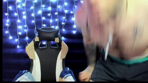 _by_double_sexy_miss_ online show from February 5, 2025, 9:46 am