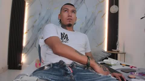 Snapshot of _cannabitch chatting on March 21, 2026, 1:26 pm Shatta Sara online show from March 21, 2026, 1:26 pm