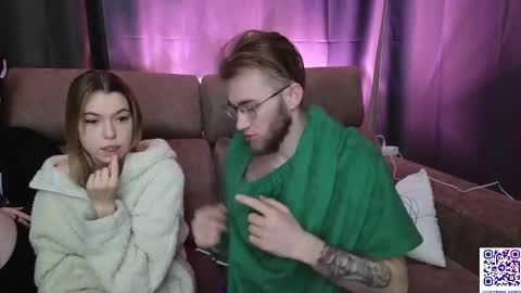 Snapshot of _capybara0_0 chatting on February 15, 2025, 8:00 am _capybara0_0 online show from February 15, 2025, 8:00 am