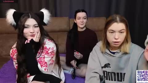 Snapshot of _capybara0_0 chatting on February 23, 2025, 7:33 am _capybara0_0 online show from February 23, 2025, 7:33 am