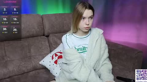 Snapshot of _capybara0_0 chatting on February 26, 2025, 9:42 am _capybara0_0 online show from February 26, 2025, 9:42 am