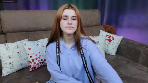 Snapshot of _capybara0_0 chatting on March 2, 2025, 9:53 am _capybara0_0 online show from March 2, 2025, 9:53 am