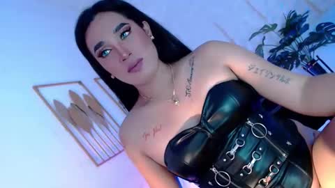 Caroline online show from October 27, 2025, 6:06 am