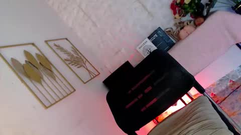 Caroline online show from February 6, 2026, 6:51 am