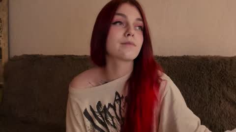 Caroline online show from November 18, 2025, 1:15 pm