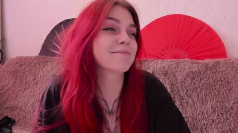 Snapshot of _caroline_coy chatting on June 25, 2026, 12:20 pm Caroline online show from June 25, 2026, 12:20 pm