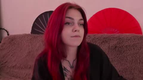 Snapshot of _caroline_coy chatting on July 3, 2026, 11:49 am Caroline online show from July 3, 2026, 11:49 am