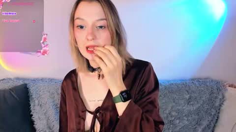 Snapshot of _ccrystaa_ chatting on October 11, 2025, 6:45 am Christina Chris online show from October 11, 2025, 6:45 am