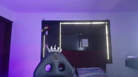 _charlotte_collins_ online show from March 30, 2026, 3:13 pm