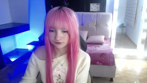 Snapshot of _charlotte_collins_ chatting on May 2, 2026, 3:28 pm _charlotte_collins_ online show from May 2, 2026, 3:28 pm