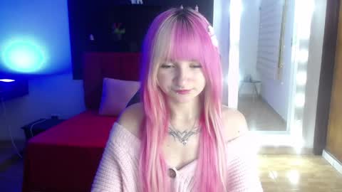 Snapshot of _charlotte_collins_ chatting on May 21, 2026, 3:30 pm _charlotte_collins_ online show from May 21, 2026, 3:30 pm
